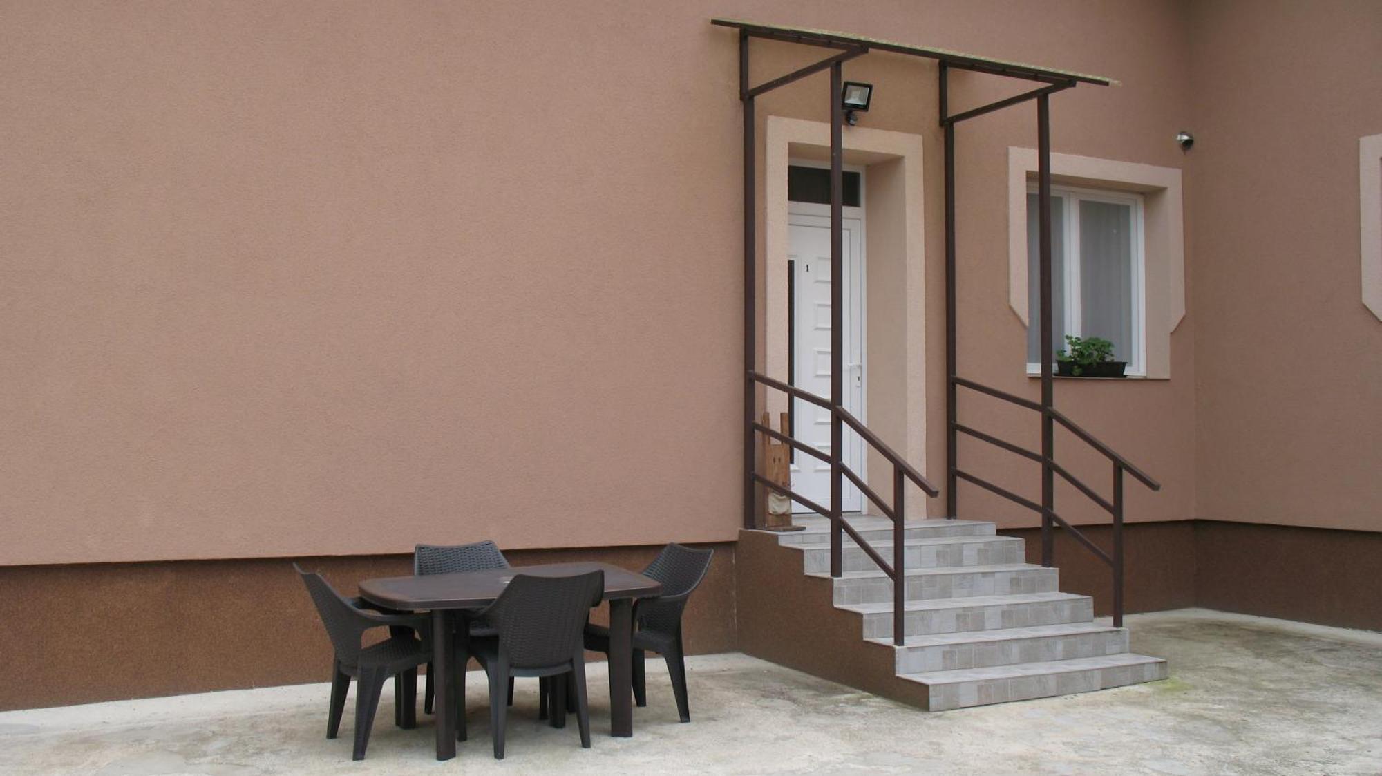 Izisz Apartman Matraterenye Luaran gambar